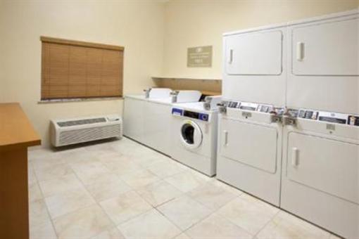 фото отеля Candlewood Suites Temple