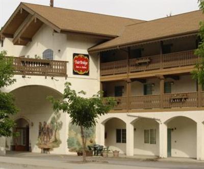 фото отеля Fairbridge Inn & Suites