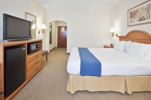 фото отеля Holiday Inn Express New Bern