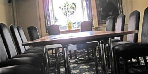 фото отеля The Bridge Hotel Prestbury