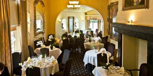 фото отеля The Bridge Hotel Prestbury