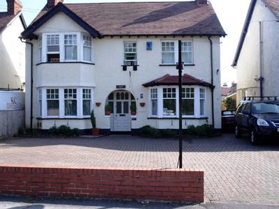 фото отеля Hollybush Guest House
