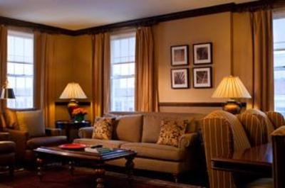 фото отеля Sheraton Commander Hotel