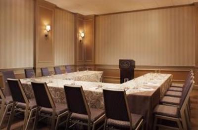 фото отеля Sheraton Commander Hotel