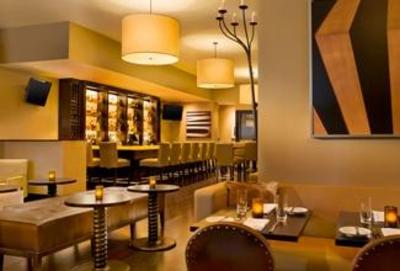 фото отеля Sheraton Commander Hotel