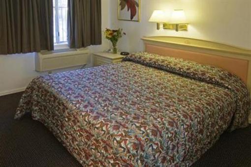 фото отеля Americas Best Value Inn-Thousand Oaks