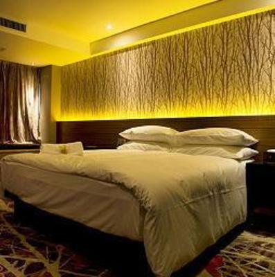 фото отеля The Posh Hotel