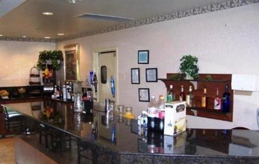 фото отеля America's Best Inn and Suites