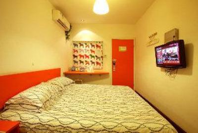 фото отеля Hangzhou ACG Life Theme Hotel DaGuanQianJiang Market Branch