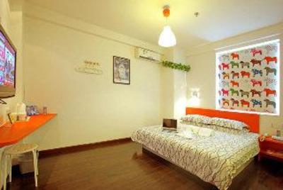 фото отеля Hangzhou ACG Life Theme Hotel DaGuanQianJiang Market Branch