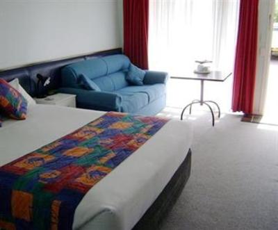 фото отеля Poinciana Motel