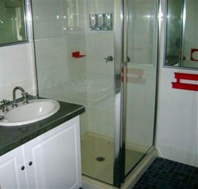 фото отеля Poinciana Motel