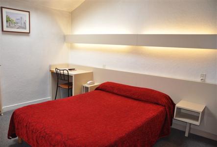 фото отеля Hotel De La Gare Nantes