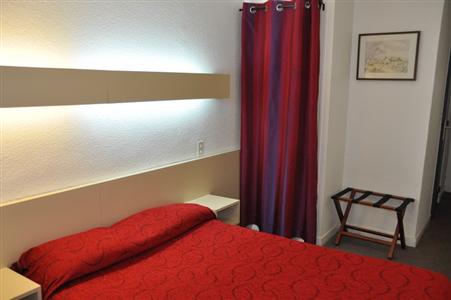 фото отеля Hotel De La Gare Nantes
