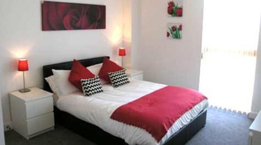 фото отеля Deep Blue Apartments Basingstoke