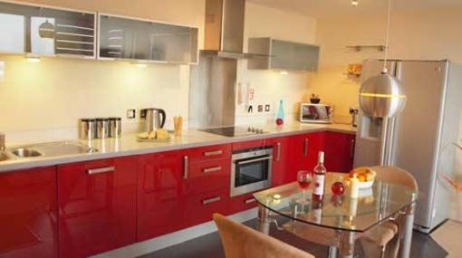 фото отеля Deep Blue Apartments Basingstoke