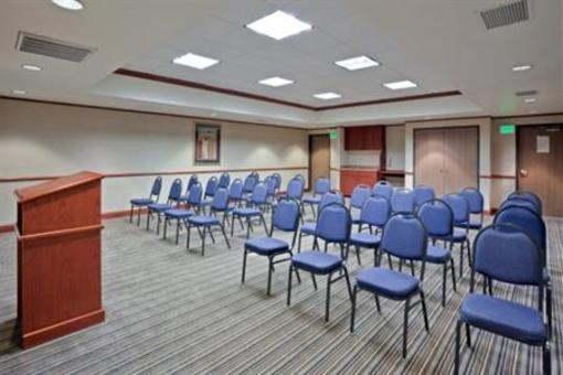 фото отеля Holiday Inn Express Hotel & Suites Ashland (Oregon)