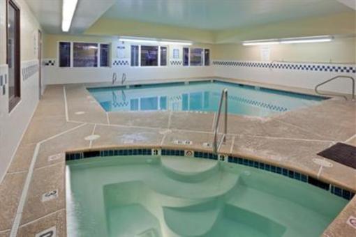 фото отеля Holiday Inn Express Hotel & Suites Ashland (Oregon)