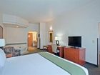 фото отеля Holiday Inn Express Hotel & Suites Ashland (Oregon)