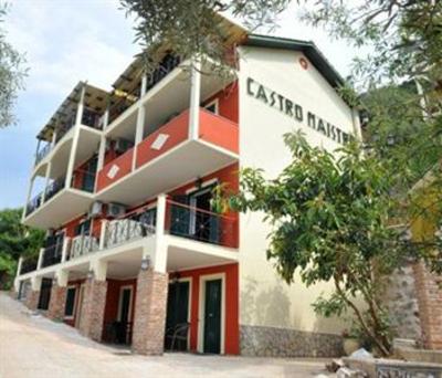 фото отеля Kastro Maistro Apartments Lefkada