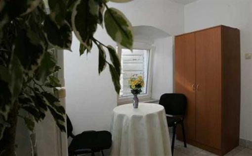 фото отеля Damira Rooms