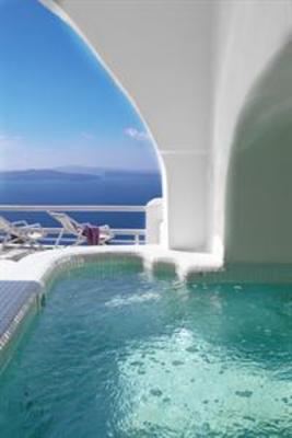фото отеля Oia Suites