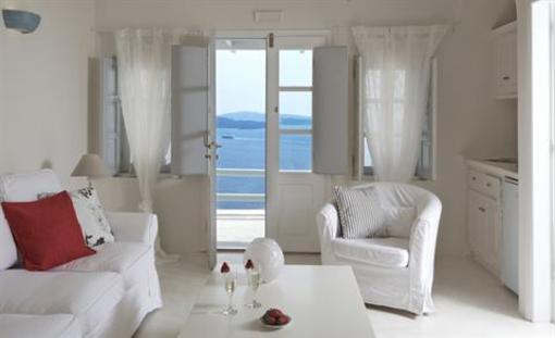 фото отеля Oia Suites