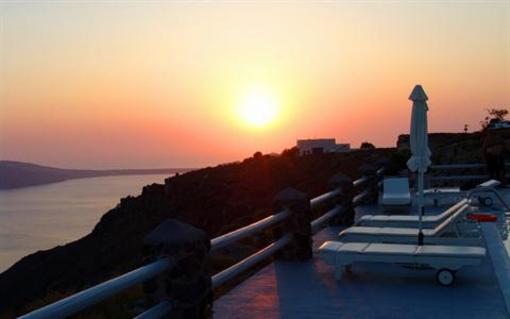 фото отеля Oia Suites