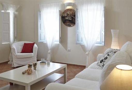 фото отеля Oia Suites