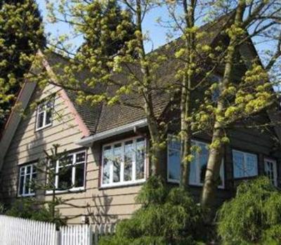 фото отеля Point Grey Guest House