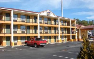 фото отеля Econo Lodge Inn & Suites Douglasville