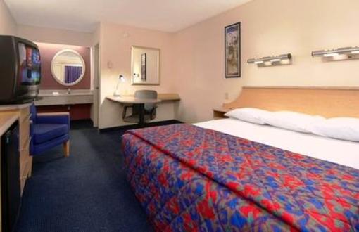 фото отеля Red Roof Inn - Jacksonville Airport