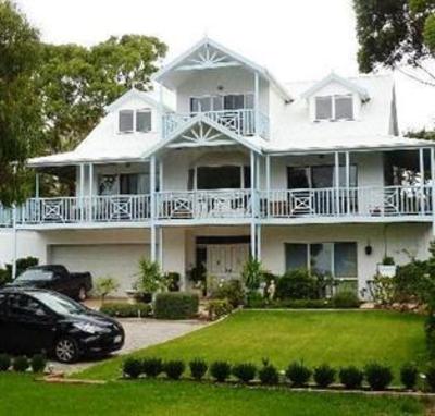 фото отеля Silver Waters Bed and Breakfast