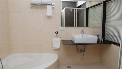 фото отеля The Hotel Grand Plaza