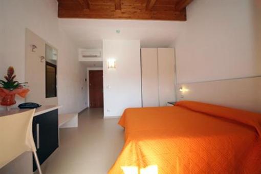 фото отеля Centro Vacanze Incontro Hotel Peschici