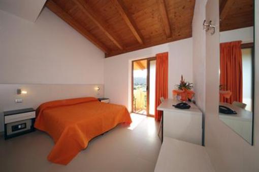 фото отеля Centro Vacanze Incontro Hotel Peschici