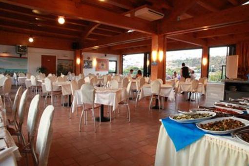фото отеля Centro Vacanze Incontro Hotel Peschici