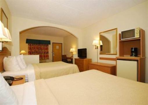 фото отеля Quality Suites Chattanooga