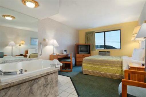 фото отеля Days Inn Milwaukee South