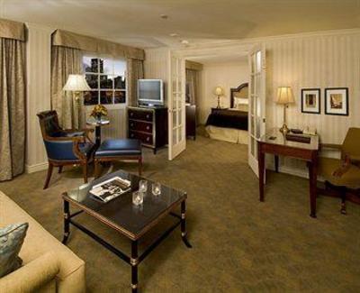 фото отеля Warwick Denver Hotel