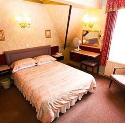 фото отеля Fernbank Hotel