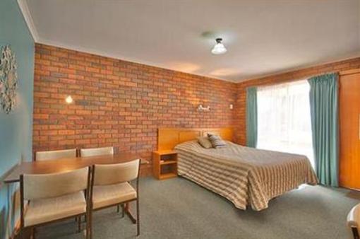 фото отеля Golden Palms Motel
