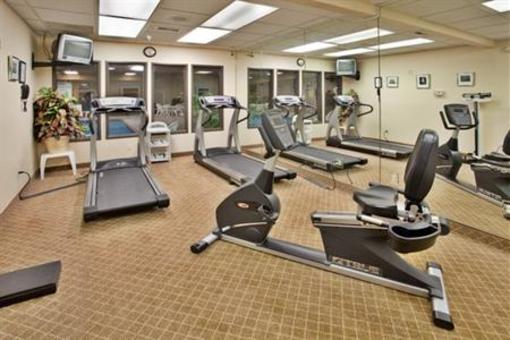 фото отеля Holiday Inn Express and Suites Beatrice