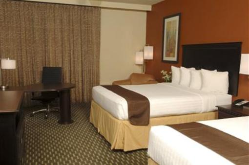 фото отеля Best Western Plus Atlanta Airport East