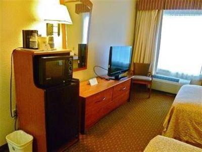 фото отеля BEST WESTERN Fort Stewart Inn and Suites
