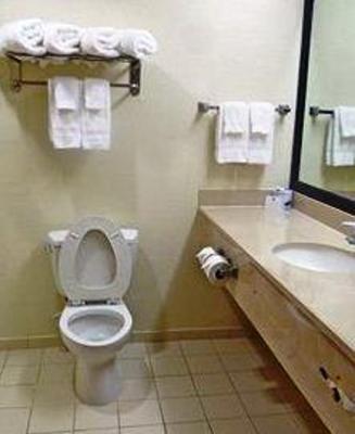 фото отеля BEST WESTERN Fort Stewart Inn and Suites