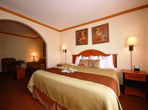 фото отеля BEST WESTERN Fort Stewart Inn and Suites