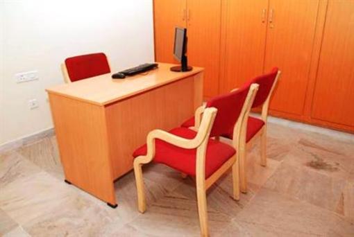 фото отеля Pagoda Suites Apartments Hyderabad
