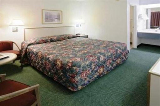 фото отеля Americas Best Value Inn & Suites Kansas City (Missouri)