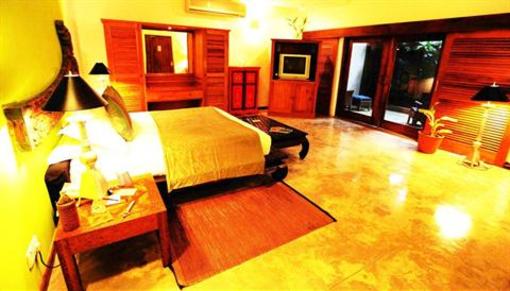 фото отеля Aditya Resort Hikkaduwa